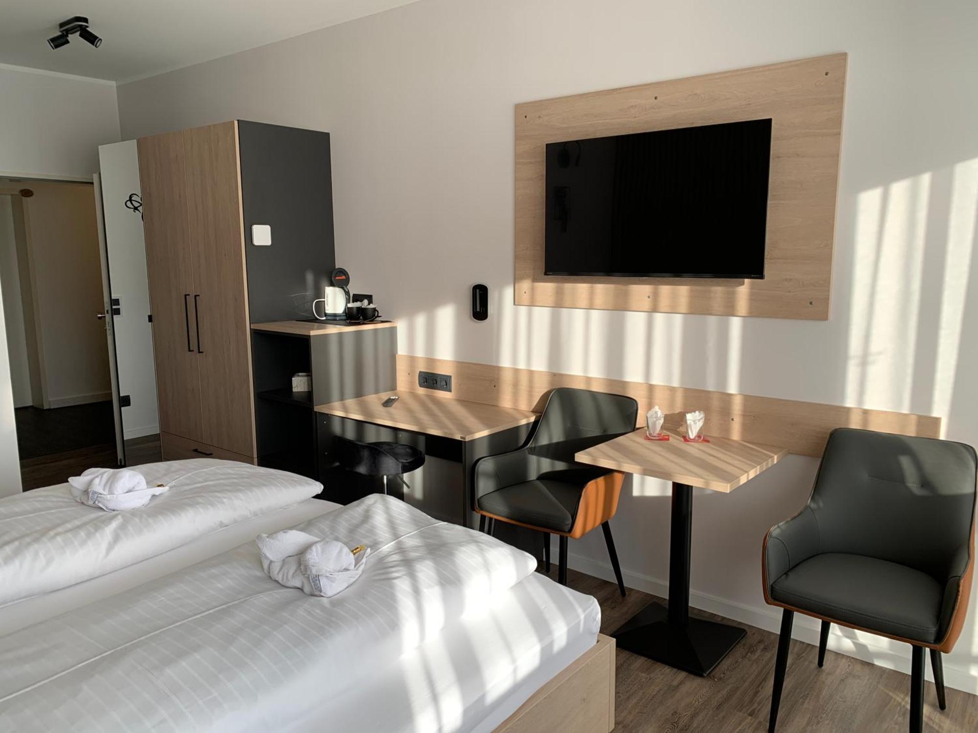 Hotel Zur Therme Erwitte Ngoại thất bức ảnh